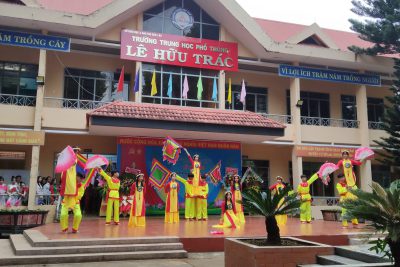 Trường THPT Lê Hữu Trác Kỷ niệm 40 năm ngày nhà giáo Việt Nam